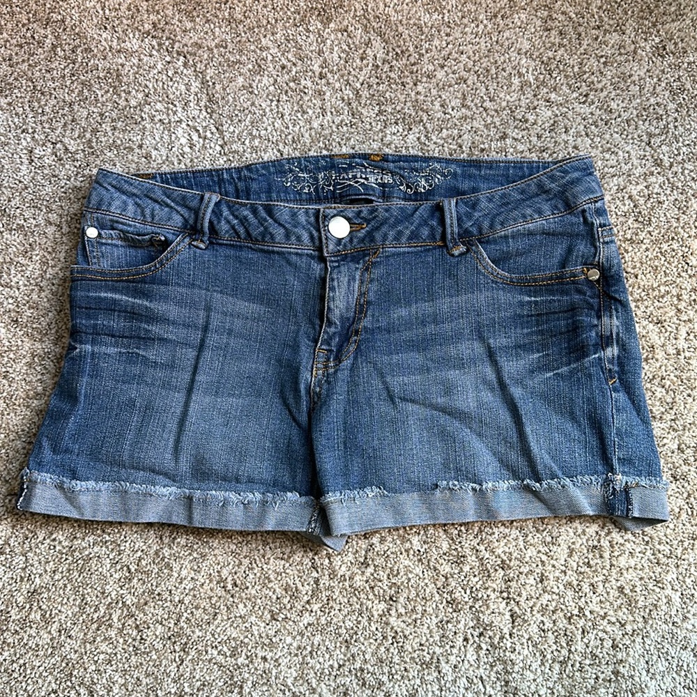 EXPRESS Denim Short